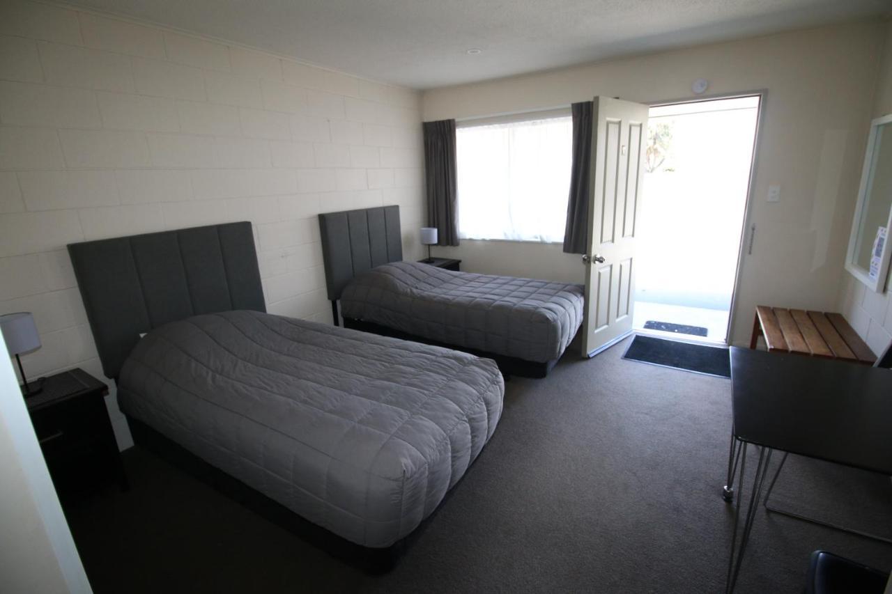 Foreshore Motor Lodge Lower Hutt Buitenkant foto